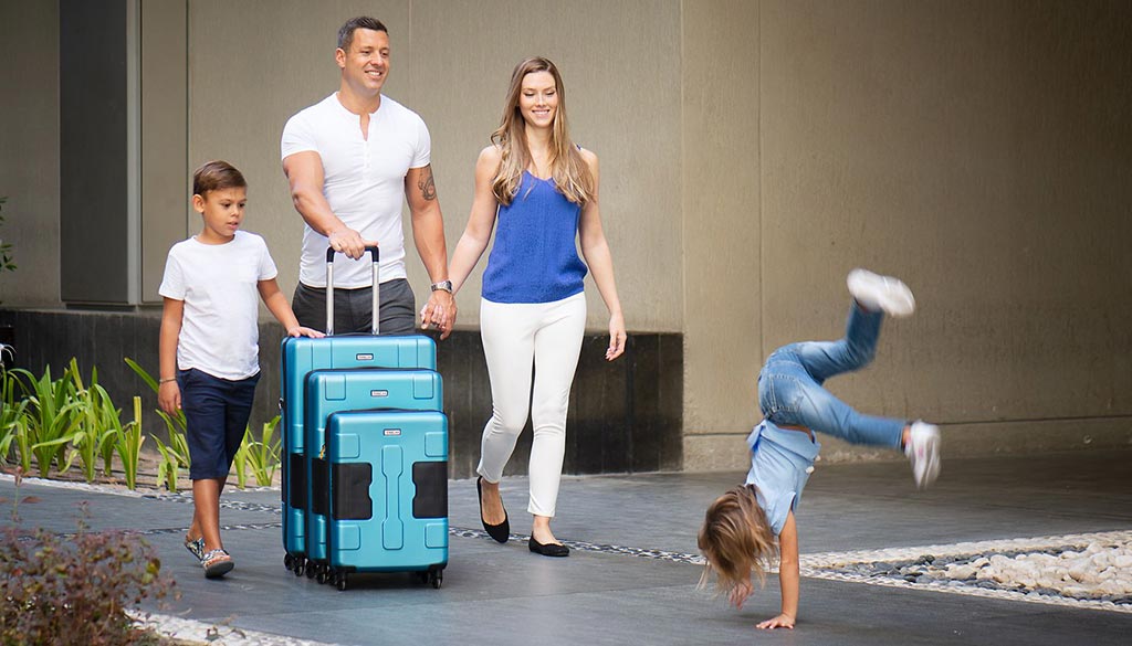 What is parental convenience like with TACH Luggage?